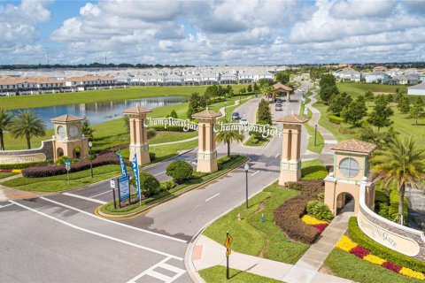 Villa ou maison à vendre à Davenport, Floride: 8 chambres, 363.15 m2 № 1256788 - photo 2