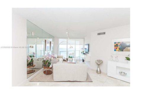 Condominio en alquiler en Sunny Isles Beach, Florida, 2 dormitorios, 152.08 m2 № 3127 - foto 20