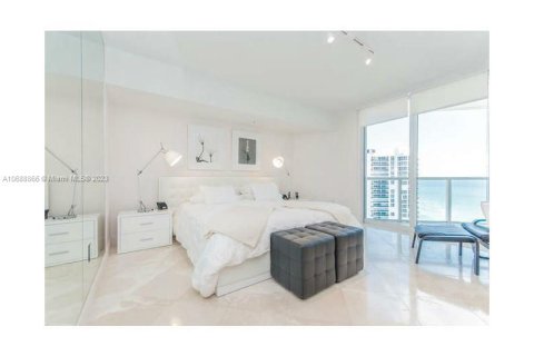 Condominio en alquiler en Sunny Isles Beach, Florida, 2 dormitorios, 152.08 m2 № 3127 - foto 26