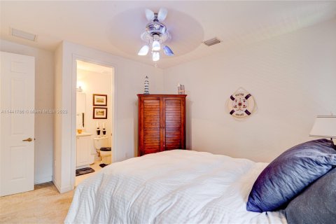 Villa ou maison à vendre à Cutler Bay, Floride: 5 chambres, 315.77 m2 № 688049 - photo 26
