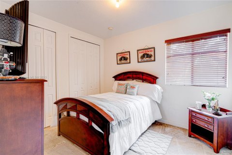 Casa en venta en Cutler Bay, Florida, 5 dormitorios, 315.77 m2 № 688049 - foto 21