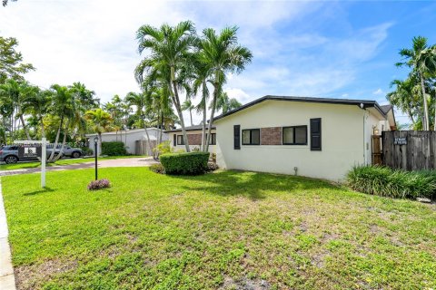 Casa en venta en Miami, Florida, 3 dormitorios, 164.16 m2 № 1385692 - foto 20