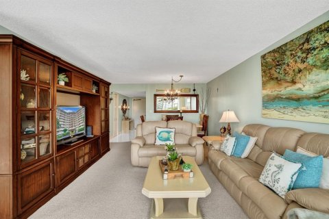 Copropriété à vendre à Pompano Beach, Floride: 2 chambres, 106.84 m2 № 629112 - photo 21