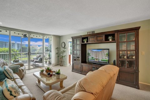 Condominio en venta en Pompano Beach, Florida, 2 dormitorios, 106.84 m2 № 629112 - foto 19