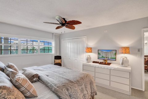 Copropriété à vendre à Pompano Beach, Floride: 2 chambres, 106.84 m2 № 629112 - photo 15