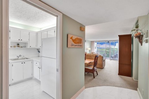 Copropriété à vendre à Pompano Beach, Floride: 2 chambres, 106.84 m2 № 629112 - photo 28