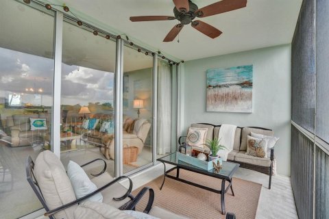 Copropriété à vendre à Pompano Beach, Floride: 2 chambres, 106.84 m2 № 629112 - photo 4