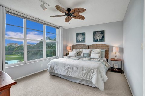 Copropriété à vendre à Pompano Beach, Floride: 2 chambres, 106.84 m2 № 629112 - photo 11