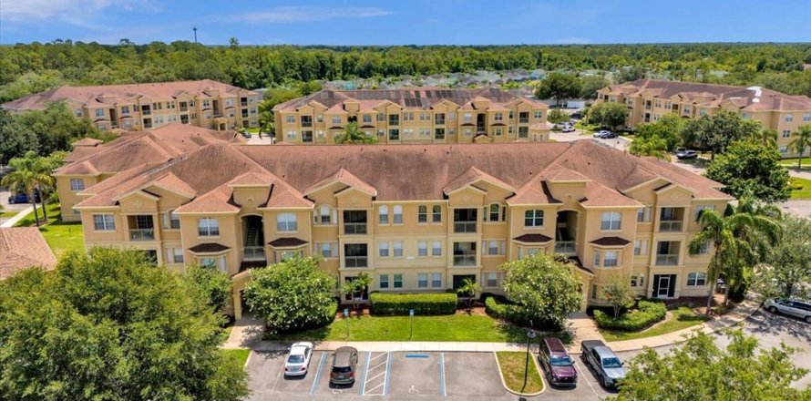 Condominio en Davenport, Florida, 2 dormitorios  № 1243910