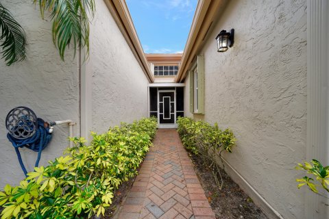 Casa en venta en Delray Beach, Florida, 2 dormitorios, 151.24 m2 № 1014191 - foto 14