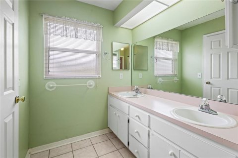 House in Lakeland, Florida 2 bedrooms, 146.69 sq.m. № 1426368 - photo 20