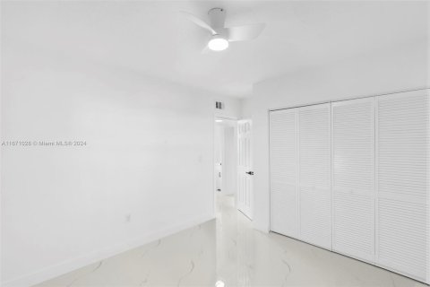 Villa ou maison à vendre à Miami, Floride: 3 chambres, 107.21 m2 № 1391462 - photo 21