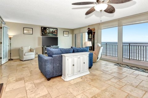 Condo in New Smyrna Beach, Florida, 2 bedrooms  № 980003 - photo 5