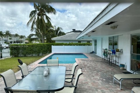 Villa ou maison à vendre à North Miami Beach, Floride: 4 chambres, 224.73 m2 № 1406322 - photo 24