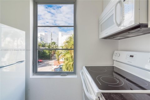 Copropriété à vendre à Miami Beach, Floride: 2 chambres, 74.23 m2 № 1362637 - photo 6