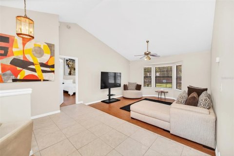 Casa en venta en Apopka, Florida, 4 dormitorios, 194.91 m2 № 1256568 - foto 8