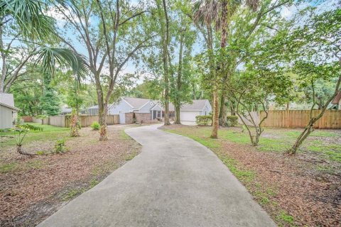 Villa ou maison à vendre à Apopka, Floride: 4 chambres, 194.91 m2 № 1256568 - photo 2