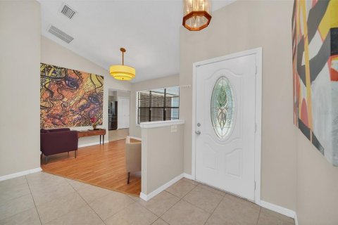 Villa ou maison à vendre à Apopka, Floride: 4 chambres, 194.91 m2 № 1256568 - photo 5