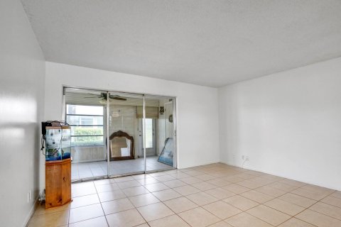 Copropriété à vendre à Lake Worth, Floride: 2 chambres, 101.08 m2 № 1103262 - photo 5
