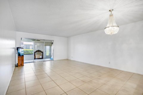 Condominio en venta en Lake Worth, Florida, 2 dormitorios, 101.08 m2 № 1103262 - foto 17