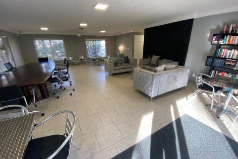 Condominio en venta en Wilton Manors, Florida, 1 dormitorio, 69.68 m2 № 1103355 - foto 13