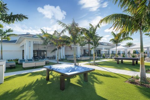 Villa ou maison à vendre à Palm Beach Gardens, Floride: 2 chambres, 221.85 m2 № 698871 - photo 13