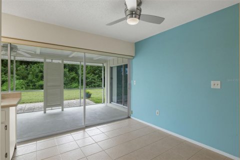 House in Port Charlotte, Florida 2 bedrooms, 88.44 sq.m. № 1363030 - photo 17