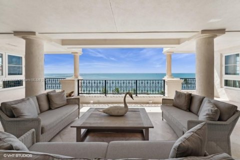 Condominio en venta en Miami Beach, Florida, 3 dormitorios, 426.42 m2 № 1236497 - foto 9