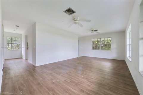 Casa en venta en Miami, Florida, 2 dormitorios, 112.04 m2 № 1400237 - foto 6