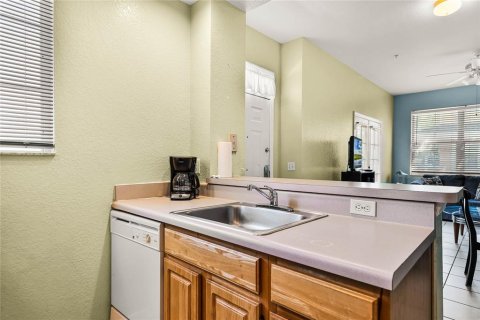 Condo in Kissimmee, Florida, 4 bedrooms  № 1124840 - photo 6