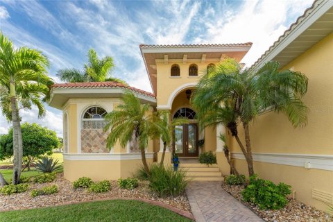 Villa ou maison à vendre à Punta Gorda, Floride: 3 chambres, 199.46 m2 № 1382710 - photo 4