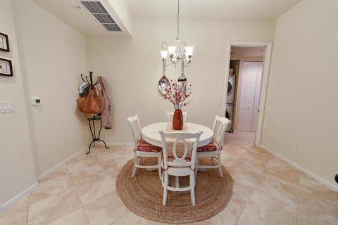 Copropriété à vendre à West Palm Beach, Floride: 2 chambres, 108.79 m2 № 856182 - photo 23