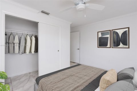 Casa en venta en Hollywood, Florida, 3 dormitorios, 138.42 m2 № 1167769 - foto 15