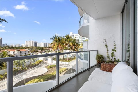 Copropriété à vendre à Aventura, Floride: 2 chambres, 126.53 m2 № 1167773 - photo 20