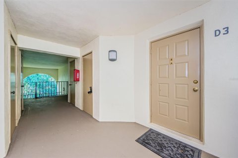 Condominio en venta en Tarpon Springs, Florida, 2 dormitorios, 90.95 m2 № 1383455 - foto 3