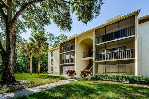 Condominio en venta en Tarpon Springs, Florida, 2 dormitorios, 90.95 m2 № 1383455 - foto 1