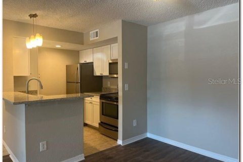 Condo in Orlando, Florida, 1 bedroom  № 1286980 - photo 10