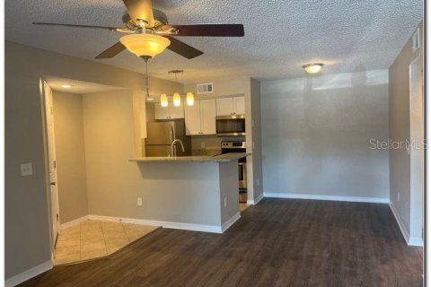 Condo in Orlando, Florida, 1 bedroom  № 1286980 - photo 4