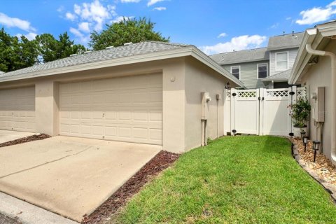 Townhouse in Tampa, Florida 3 bedrooms, 138.24 sq.m. № 1363338 - photo 28