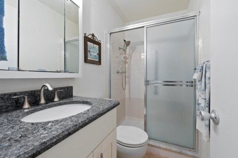 Condo in Stuart, Florida, 2 bedrooms  № 746207 - photo 29