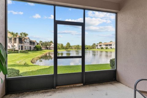 Condo in Davenport, Florida, 2 bedrooms  № 1398768 - photo 25