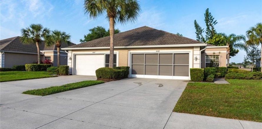 House in North Port, Florida 3 bedrooms, 138.24 sq.m. № 1104975