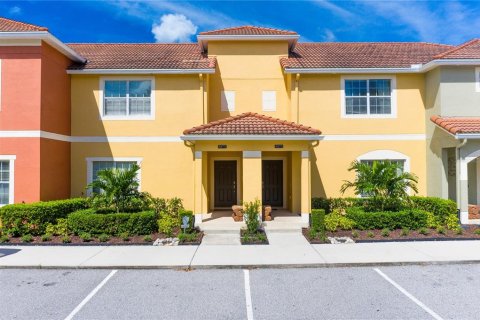 Adosado en venta en Kissimmee, Florida, 4 dormitorios, 176.7 m2 № 1363876 - foto 1