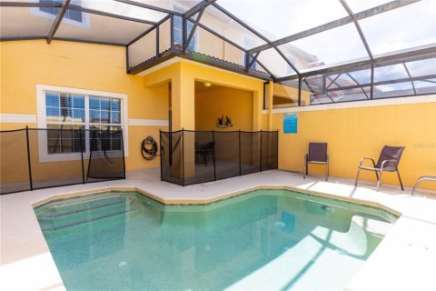 Adosado en venta en Kissimmee, Florida, 4 dormitorios, 176.7 m2 № 1363876 - foto 2