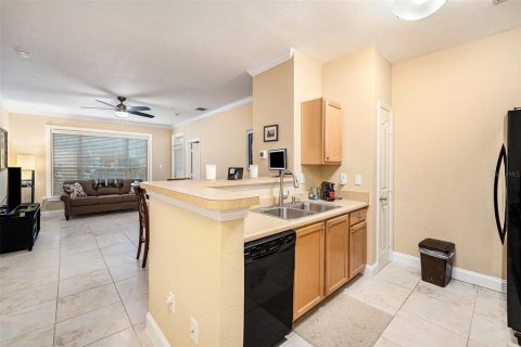 Copropriété à vendre à Tampa, Floride: 2 chambres, 89.93 m2 № 1363703 - photo 15