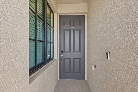 Condominio en alquiler en Lakewood Ranch, Florida, 2 dormitorios, 102.19 m2 № 715156 - foto 3