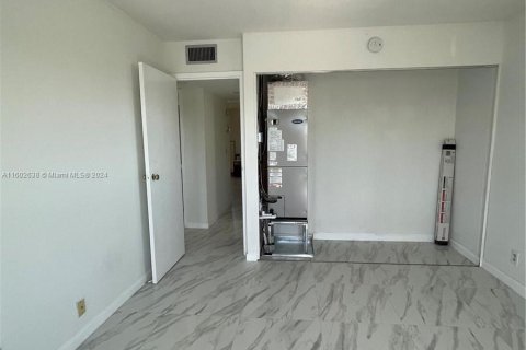 Condominio en venta en Delray Beach, Florida, 2 dormitorios, 81.75 m2 № 1222892 - foto 9