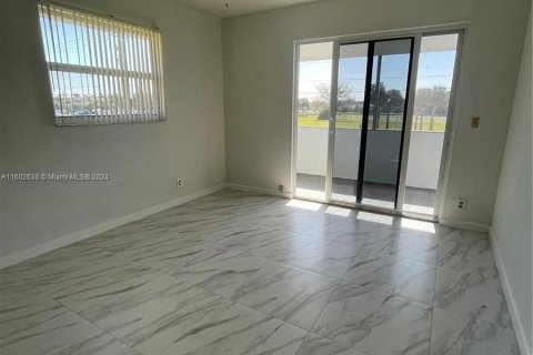 Condominio en venta en Delray Beach, Florida, 2 dormitorios, 81.75 m2 № 1222892 - foto 8