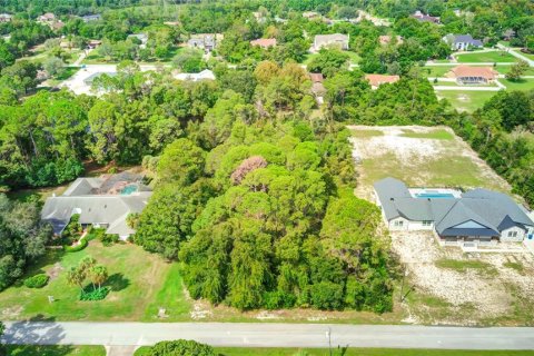 Terreno en venta en Weeki Wachee, Florida № 1362999 - foto 2