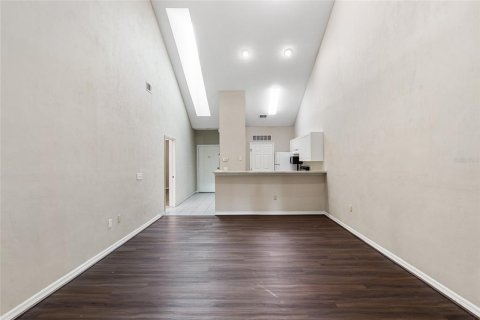 Copropriété à louer à Newberry, Floride: 2 chambres, 120.12 m2 № 1368117 - photo 3